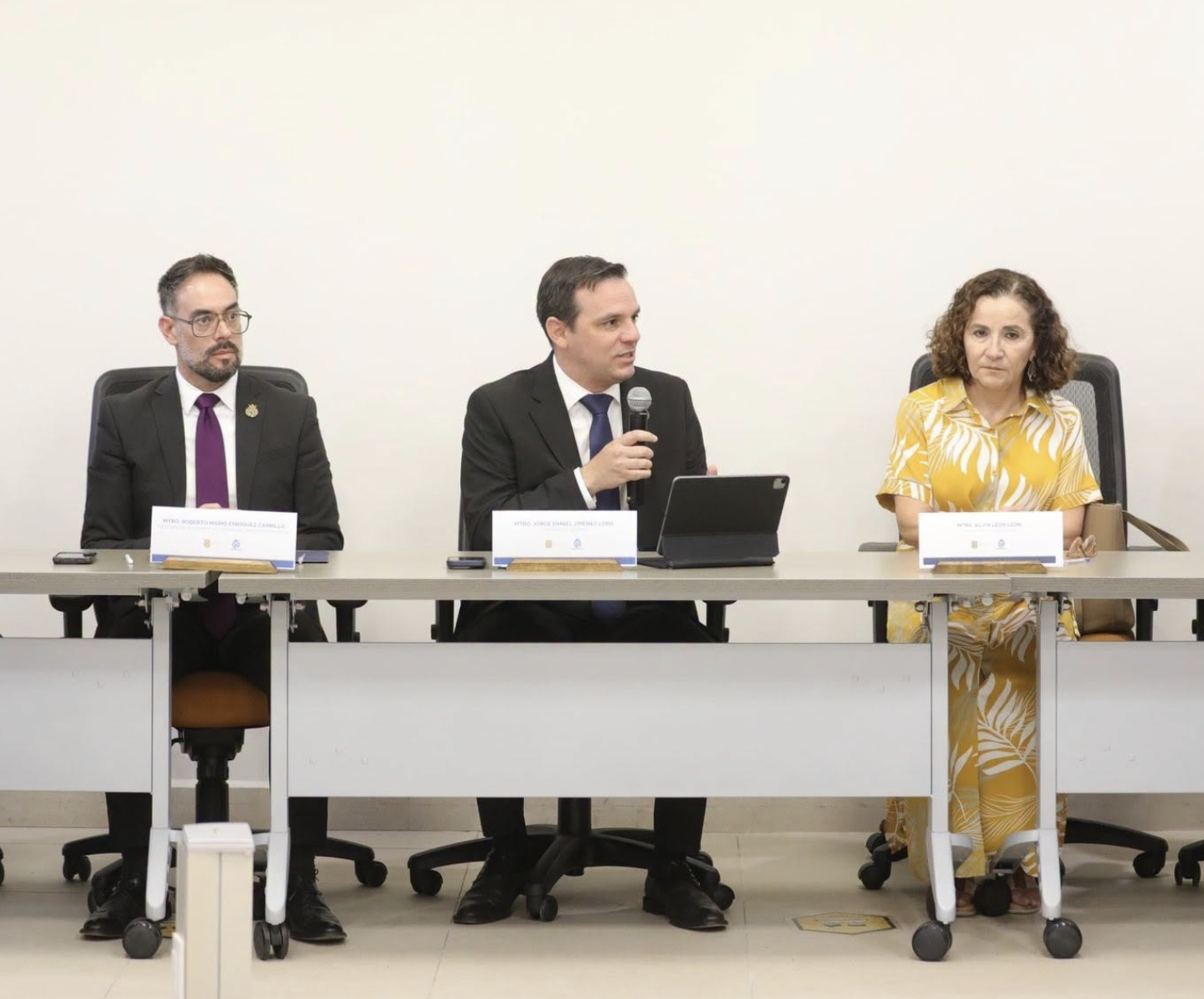 Gobierno de Guanajuato plantea revisar el delito de acecho para proteger libertad de expresión