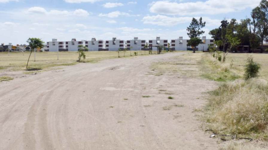 Gobernadora pide agilizar los proyectos de las clínicas del IMSS en Irapuato y Salamanca