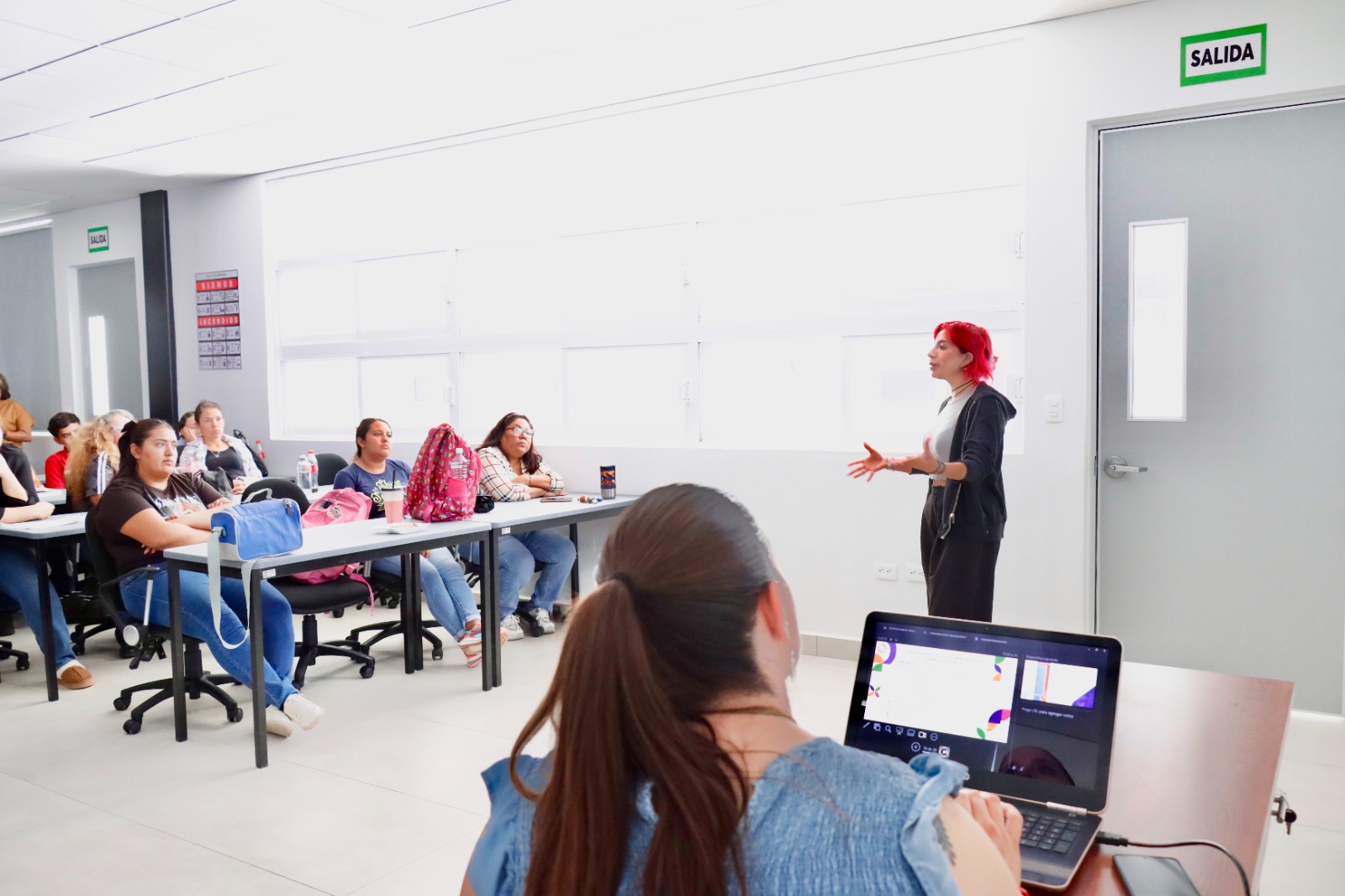 Estudia una carrera o el bachillerato sin descuidar a tu familia en la Universidad Intercultural para la Igualdad de Aguascalientes