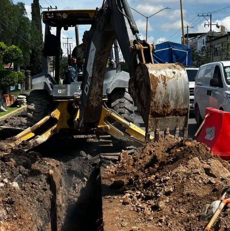 Rehabilitan red de alcantarillado sanitario en La Salud