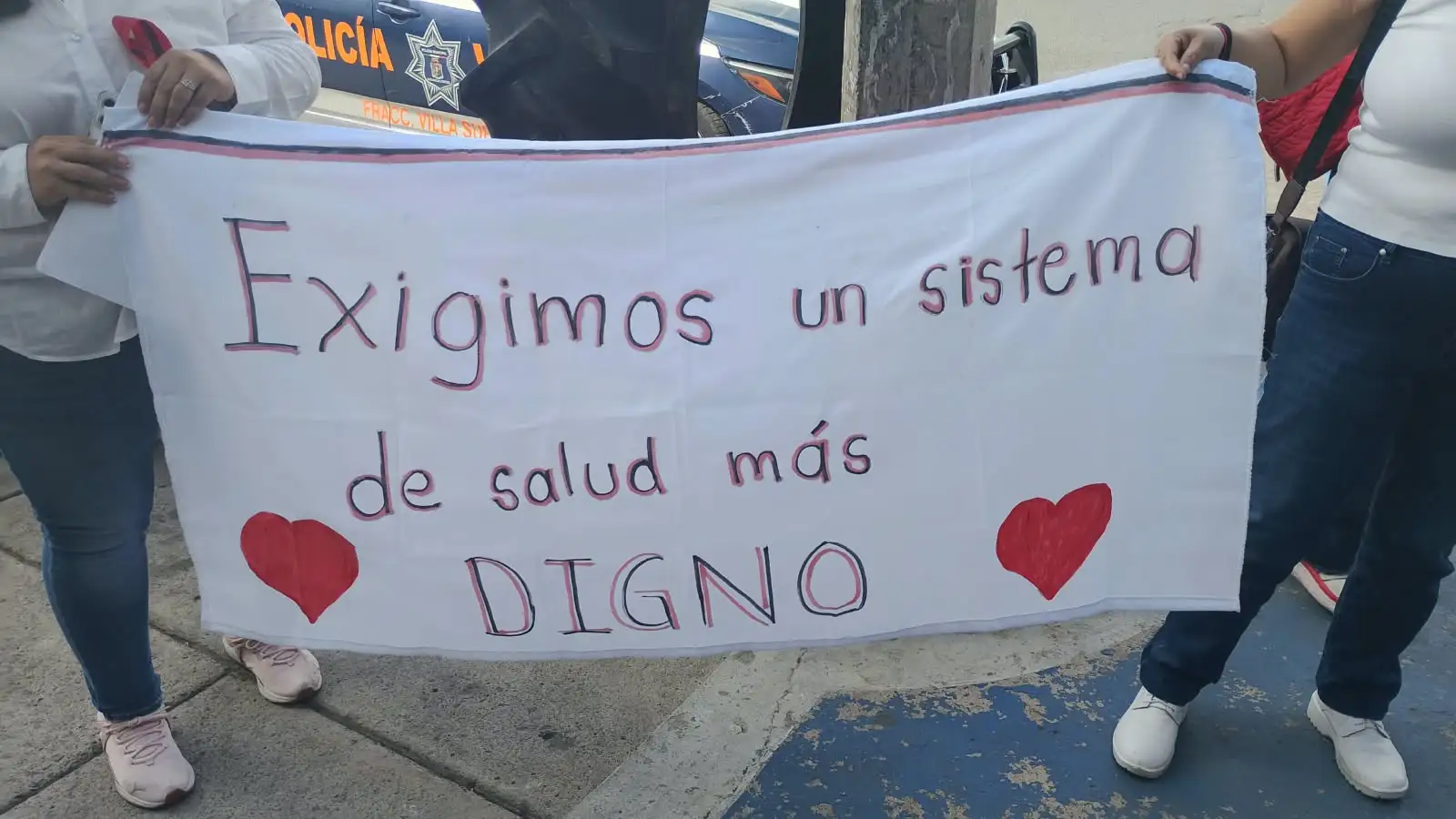 Economistas aconsejan “cerrarle la llave” a PEMEX y a megaproyectos para salvar al IMSS