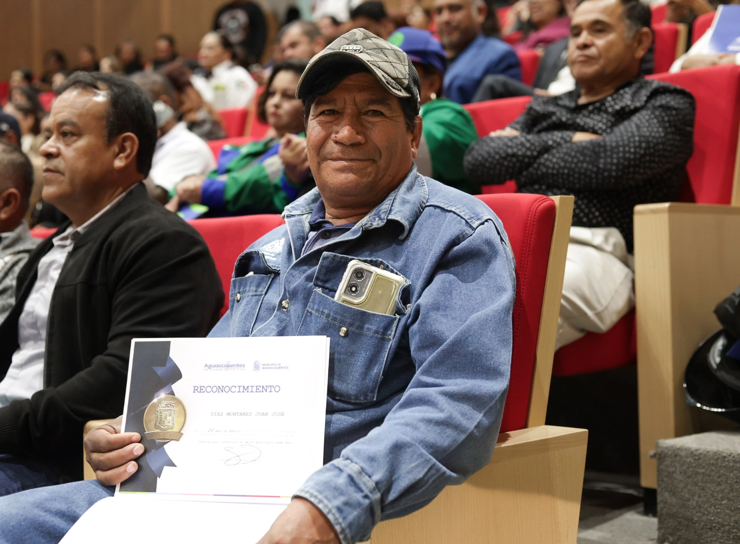 Reconocen antigüedad de trabajadores del Municipio de Aguascalientes