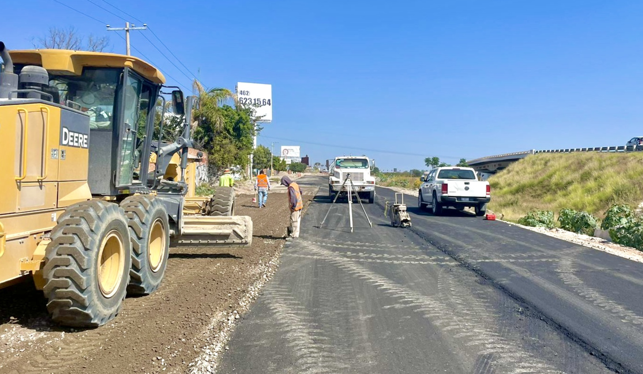 Rehabilitación de la carretera federal 45 alcanza 30% de avance; utilizan llantas recicladas en el asfalto