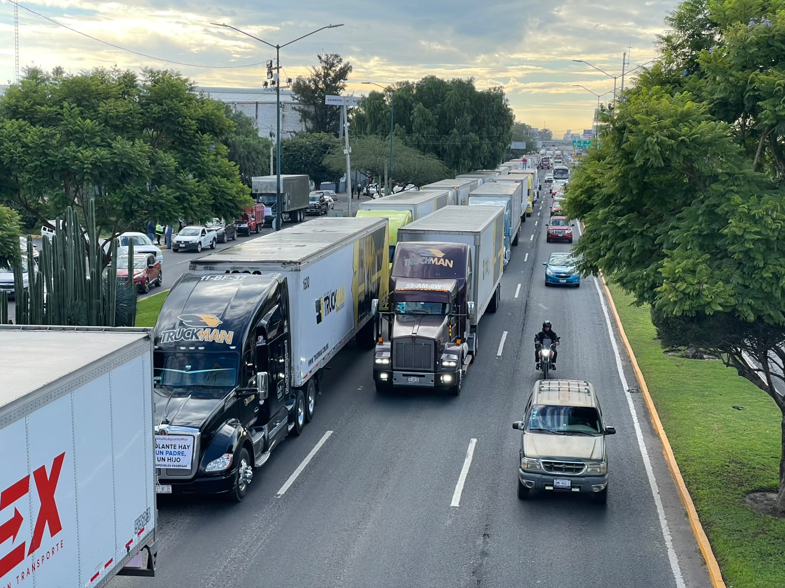 Transportistas en Guanajuato alzan la voz por robos y violencia en carreteras federales