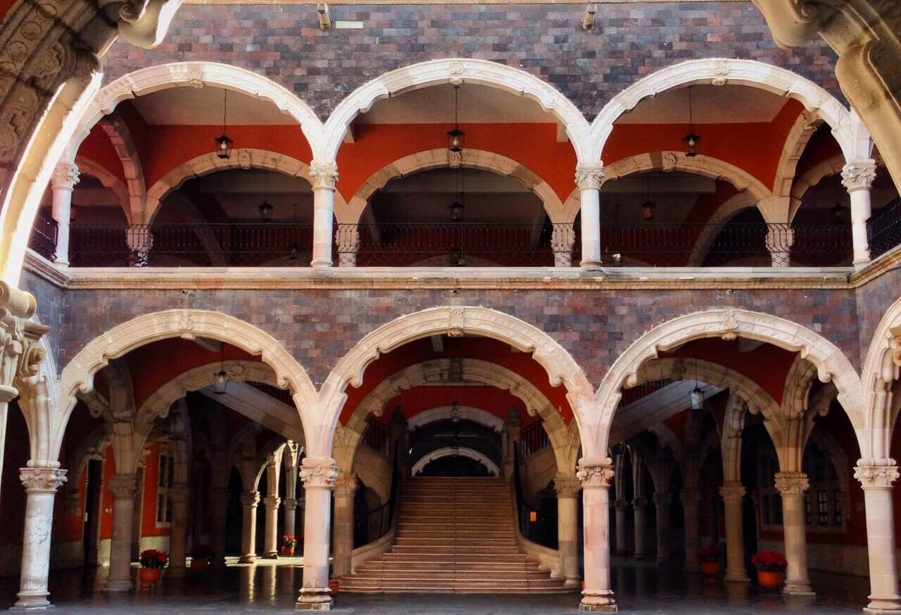 ¿Voces del más allá? Los misterios y relatos de Palacio de Gobierno