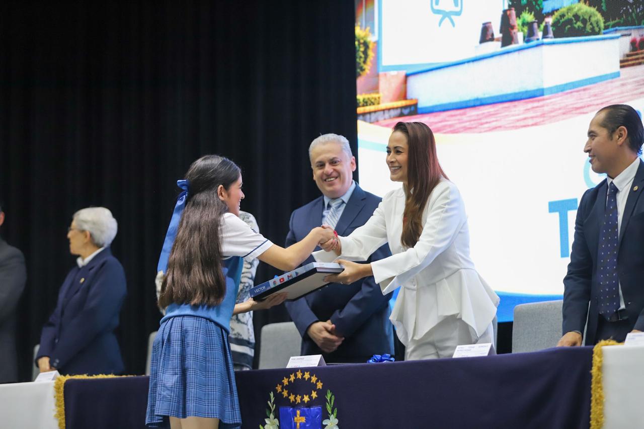 Tere Jiménez celebra 220 años del Instituto Guadalupe Victoria e inaugura nuevos espacios