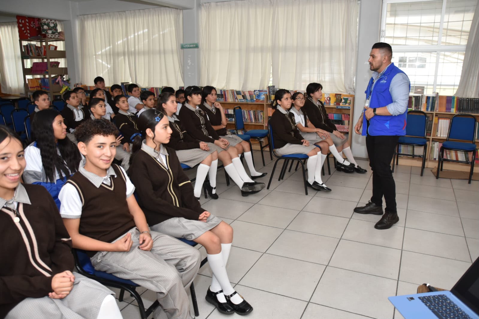 Más de 32 mil sesiones de terapia: así cuida el DIF Estatal la salud mental de estudiantes de secundaria
